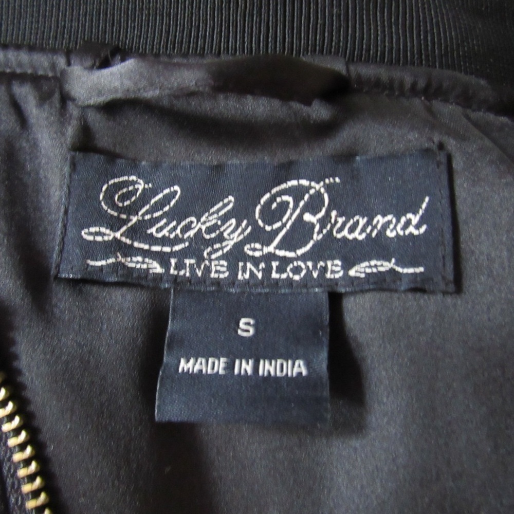 Lucky Brand Satin Bomber Jacket Small Black Embroidered Floral Bird Boho Pockets - Picture 10 of 10